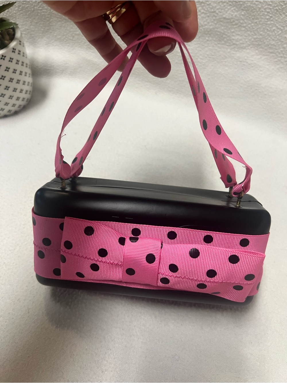 Pink Polka Dot Bow glass case